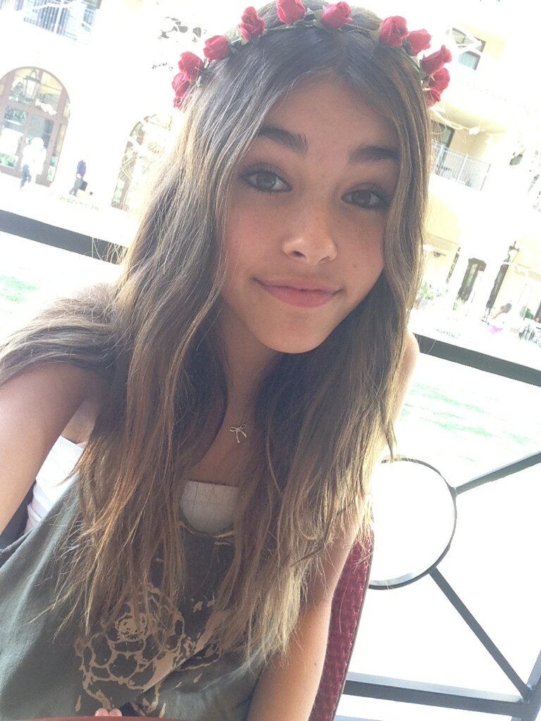 Madison Beer On Twitter Not An Awesome Pic But Im Just Really Happy 