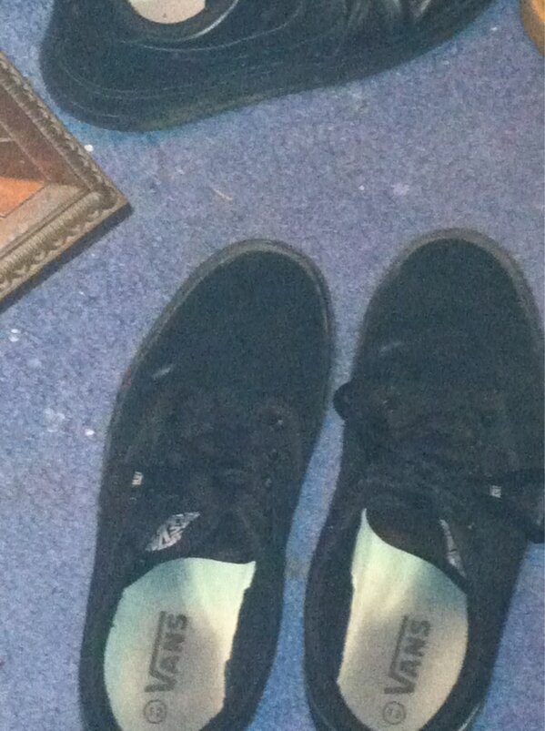 CoreyGlackin's tweet image. Vans off #weekendstatus #nomorework