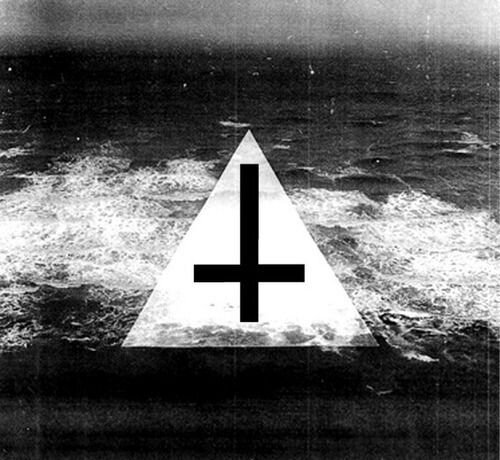 SebSmart's tweet image. surf or die