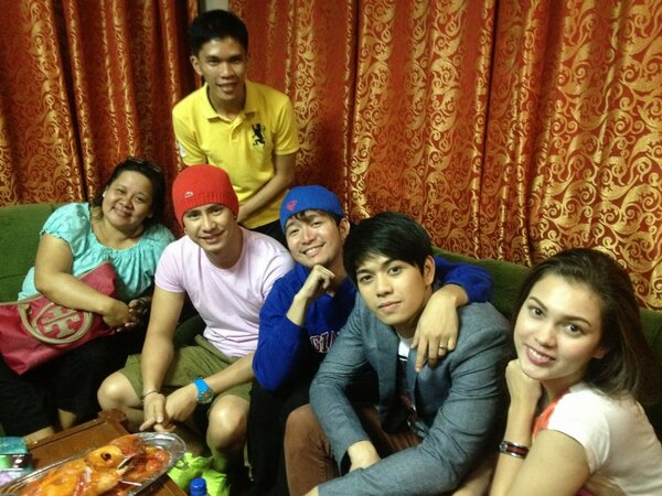 PapaTibo's tweet photo. porma nanaman si kulit... http://t.co/xTMu6rT0