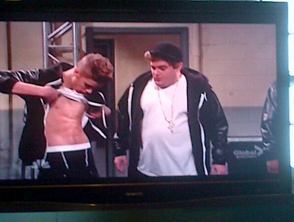 abbie_hirst8's tweet image. When me and @AlyssaMce watch snl, #slowmode @justinbieber
