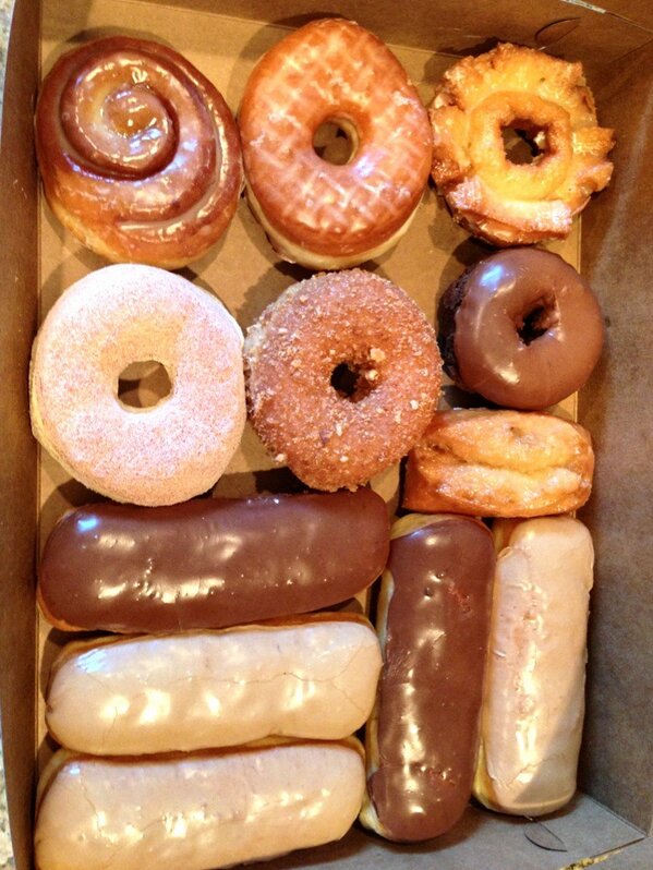 jhil31's tweet photo. @thec13 best donut sidekick ever!! http://t.co/eLZ8hfb9