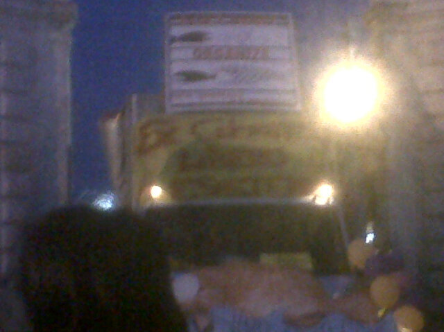 AutAutPisa's tweet photo. #16F #difendicolorificio http://t.co/aewkZLin