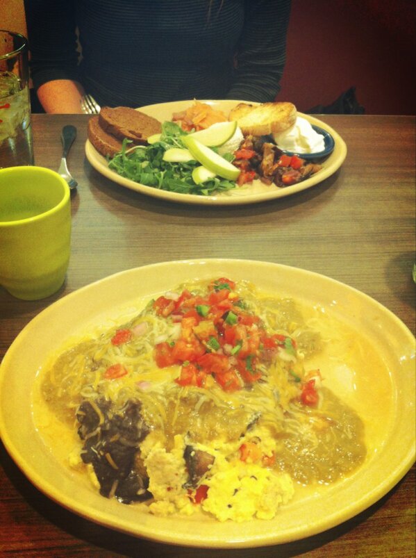TheJoshAl's tweet photo. #snooze http://t.co/AoRty2vw