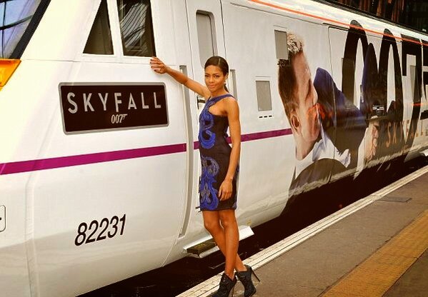 Skyfall stars to unveil Skyfall train in London BDQfkD2CUAEmVOc