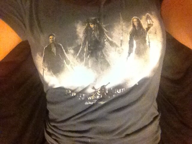 Guess who found her old POTC t-shirt?!?! Gotta love Jack ❤💋😍 #love #bestmoviesever http://t.co/3q6J1oBB