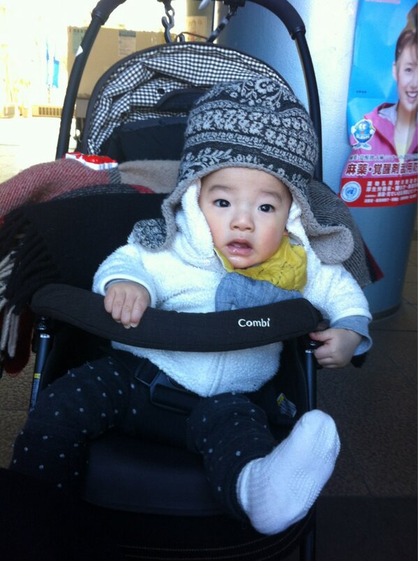 kweli_emi's tweet photo. @BABAKOSK ハチマキもはやる気持ちを抑えられない！がんばれー！ http://t.co/6y7Fl55a