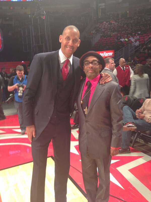 ReggieMillerTNT's tweet photo. Oh LORD, Heaven n Hell has opened up!!!!! http://t.co/m0N9eEmV
