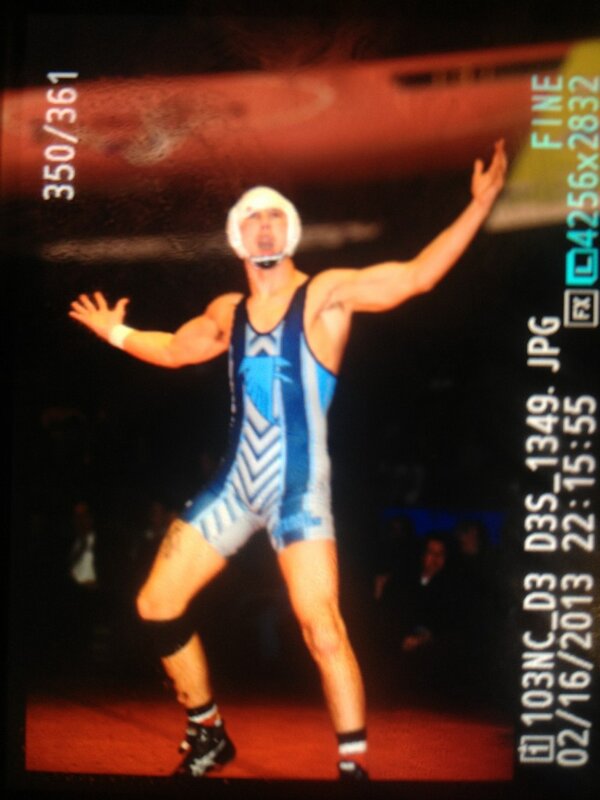 INHSMagazine's tweet photo. @AirMcClurg (CENSORED) YES! Riley that's it! STATE CHAMPION! http://t.co/kiyiiNR6
