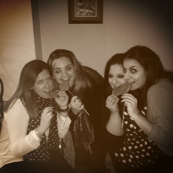 Liiid11's tweet photo. @esther_valiente @anamar_21 @MPlanchat http://t.co/hqffhD54