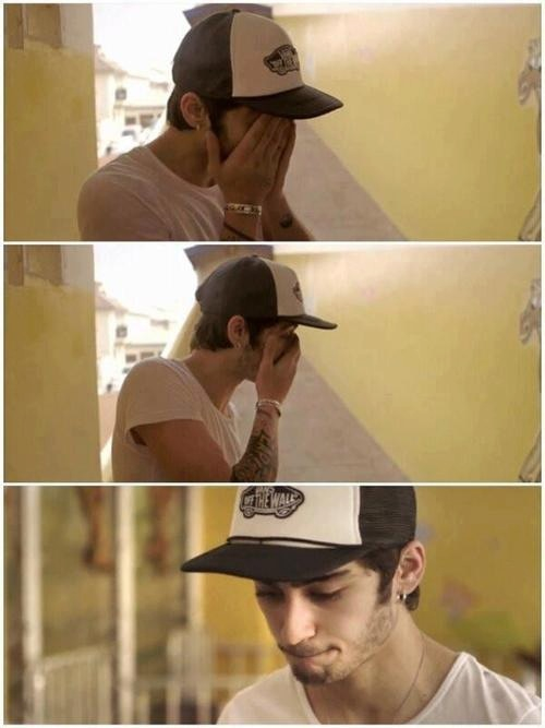9Faa's tweet photo. àààWWW my poor baby :'( he was crying :"""""o http://t.co/yEh6P5ir