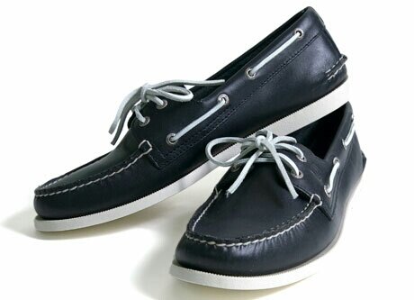 timlightfoot's tweet photo. @benjwah are you wearing leather boat shoes? It may help with the learning http://t.co/Lze72fb
