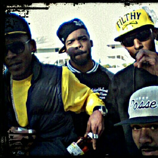 Leanin off top   po the purple in the lemonade #sour #brainfreeze #muddycup http://t.co/WDXnWrFf<a href="/tag/sour"class="tags"><span>#sour</span></a><a href="/tag/brainfreeze"class="tags"><span>#brainfreeze</span></a><a href="/tag/muddycup"class="tags"><span>#muddycup</span></a>