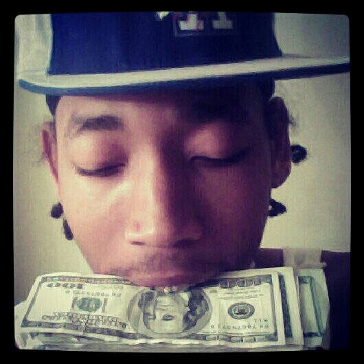 Racks # http://t.co/vbqDbh1Z<a href="/tag/rt"class="tags"><span>#rt</span></a><a href="/tag/ifollowback"class="tags"><span>#ifollowback</span></a><a href="/tag/teamfollow"class="tags"><span>#teamfollow</span></a>