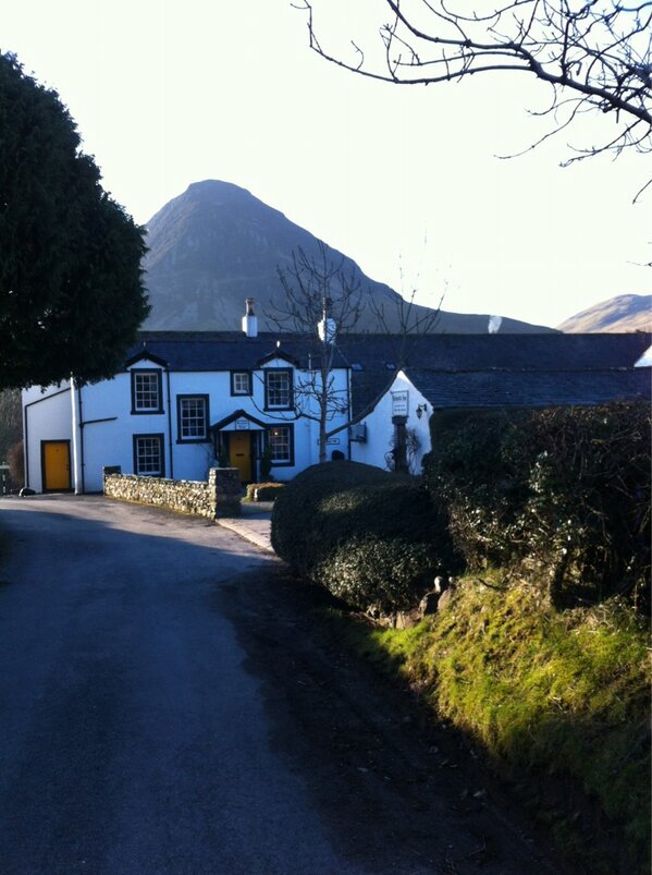 KirkstileInn's tweet photo. Beautiful day in Loweswater http://t.co/xhjerMqj