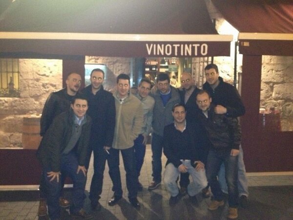 billboots's tweet photo. Grande la cena de ayer,los chuletones hacen que no tenga resaca http://t.co/587Wnmbz