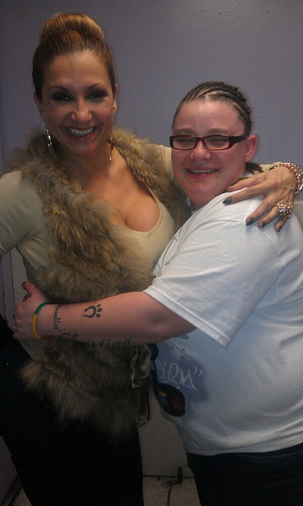Nikkide85's tweet photo. Fun night... We met @LoveMajewski and she is so cool http://t.co/6cnkXfQN