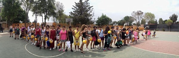 VaquerosPrepa5's tweet photo. Novatada 2013 http://t.co/l4KfY3om