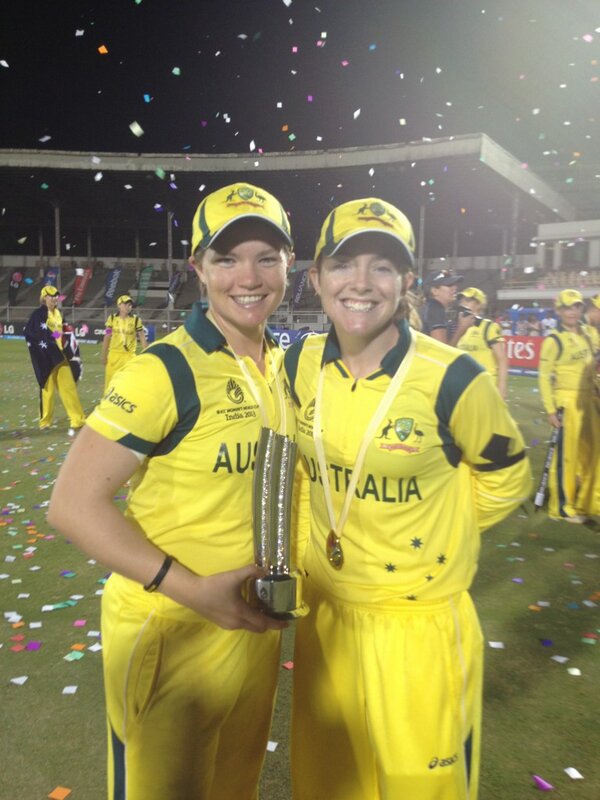 MarkBeretta's tweet photo. Congratulations Stars! "@_SouthernStars: Winners are grinners #wwc13 http://t.co/lKW7OTvQ"