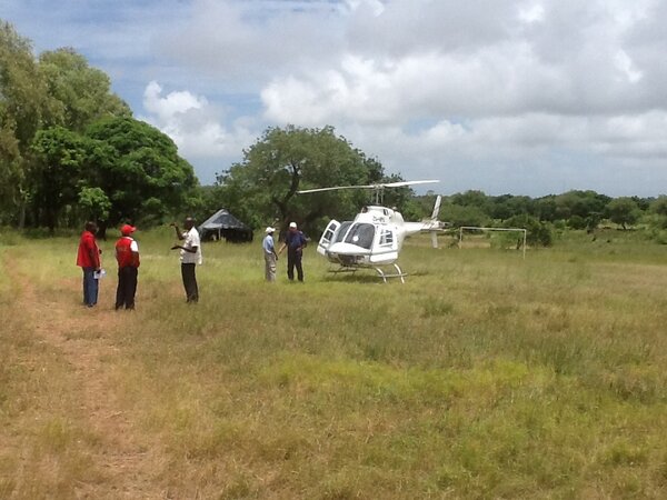 undercarriage's tweet photo. Our operating base - a (kind of) football field in Xai-Xai which is the first high town along the Limpopo. http://t.co/kofoVxP6