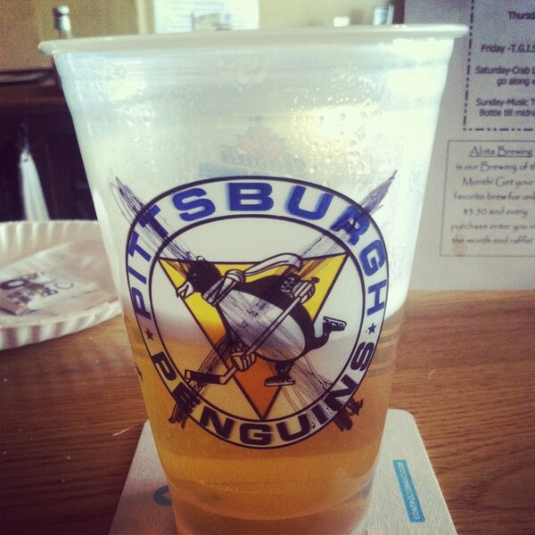 hASHtag_22's tweet image. Hahaha so mature. 😉 #GoSabres #pittsburghproblems