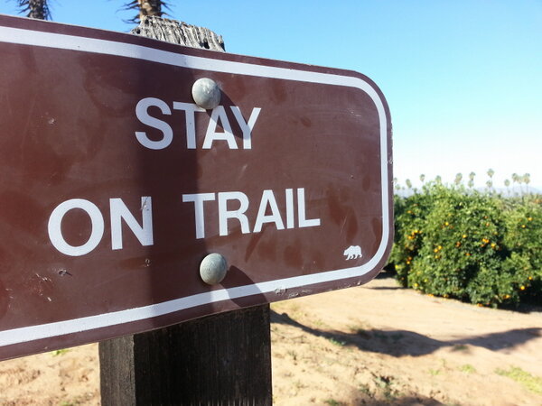 CaliforniaParks's tweet photo. Orange trail! #citrusstatepark #riversidehikes http://t.co/ZPDXjOyk