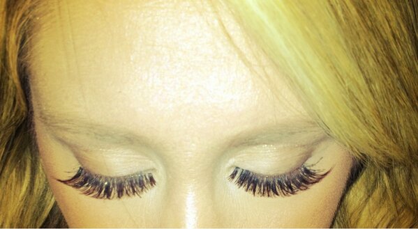 shellferro's tweet image. "@JaclynSwartz: My fake eyelashes for the evening. @MACcosmetics #36 http://t.co/Ro8GRgCLcV"me too
