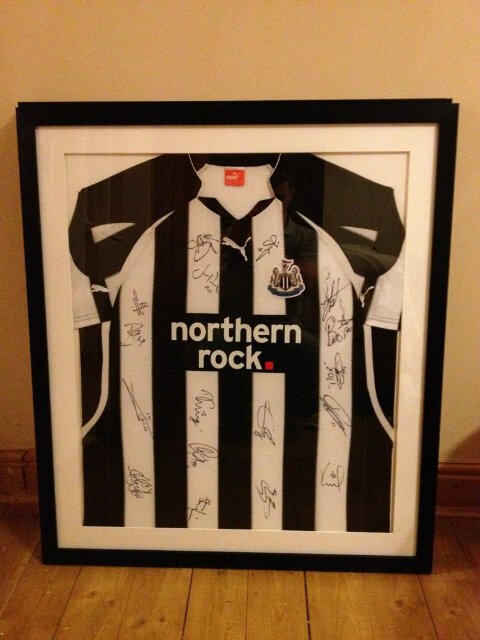 Genuine signed and framed Newcastle Utd shirt ready for auction, but not until we have 1000 followers RT