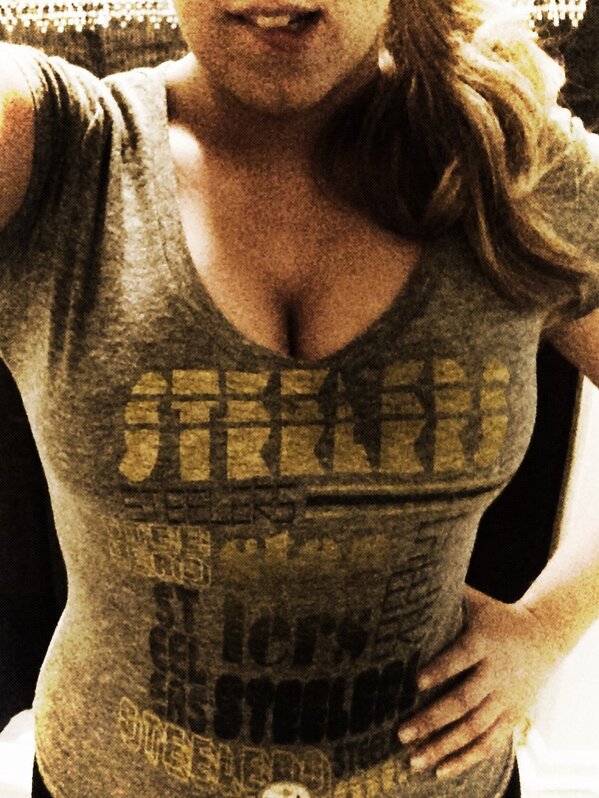 Jennae7147's tweet photo. @SteelersBoobs http://t.co/68KEIi38