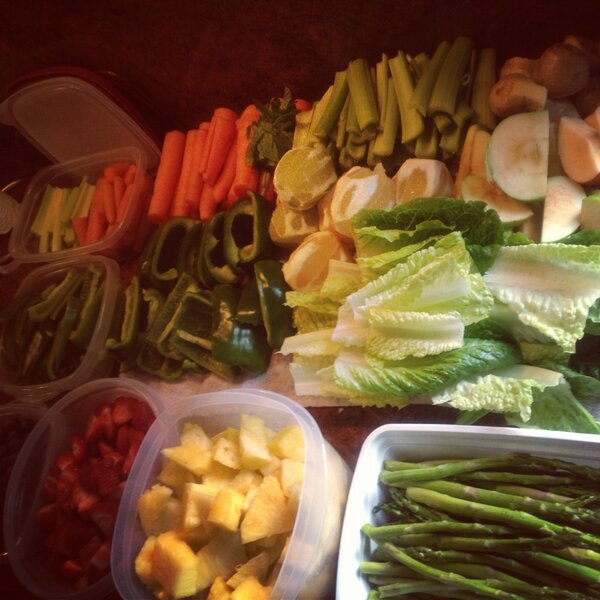DrivenDoll's tweet image. #juiceprep &amp;amp; #snackprep done for the week 👍