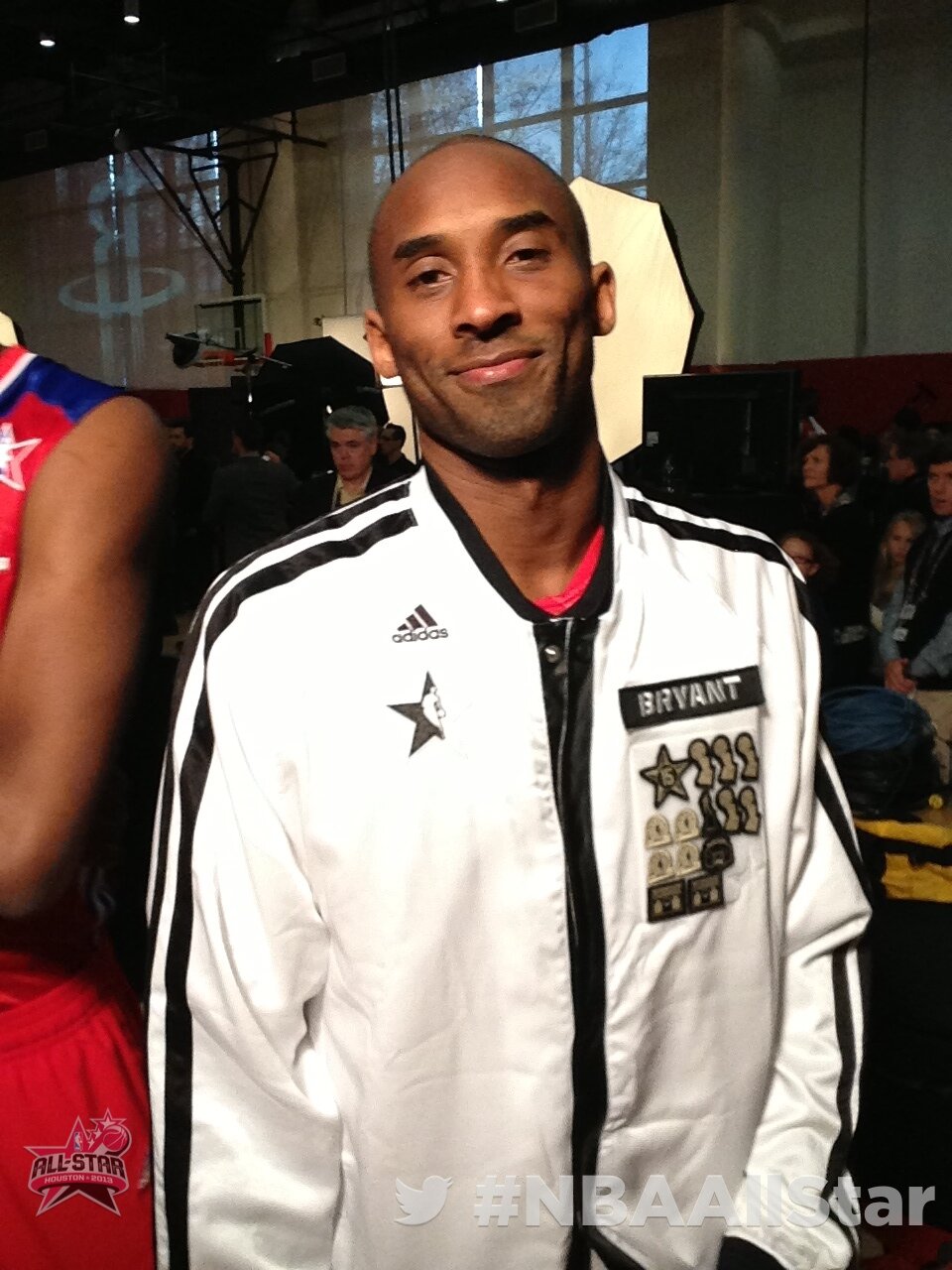 BDWGAvlCIAAp7wY.jpg:large