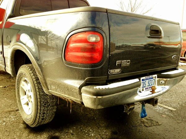 Xelar2's tweet image. This is our crew car...
Yes it has #blueballs
#KAPN #5hourlayover