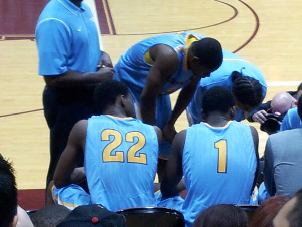 ms_forster's tweet photo. So proud of #22Wiggins and #1Gill-Cesar! Two talented basketball players! They make #GSPS proud! http://t.co/sd0vJ16c
