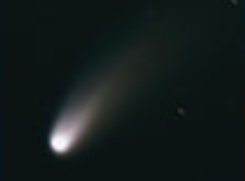 METEORITO DE LOS URALES - Casi un millar de heridos por la caída de un meteorito en los montes Urales RUSIA - Página 8 BDWnHx7CIAAwkGv