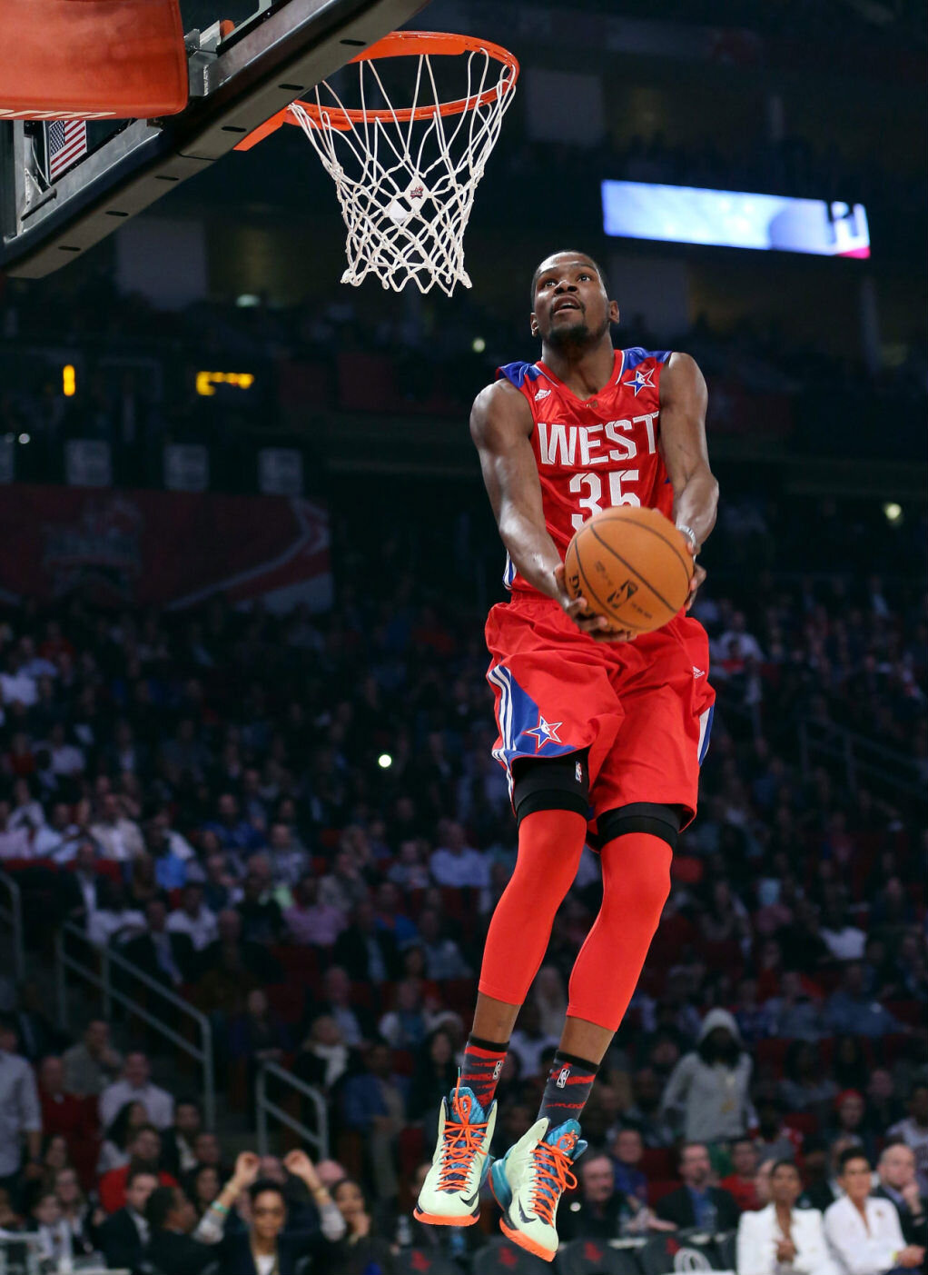 SoleCollector on X Kevin Durant dunks in the All Star NikeBasketball KD V. http t DbxTFJ6X X