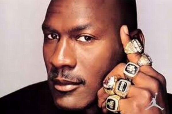 kswalker2332's tweet photo. If it weren't for his desire to fill his dads dream there'd be two more in this shot. No offense Hakeem and Clyde. http://t.co/vPv2wksg