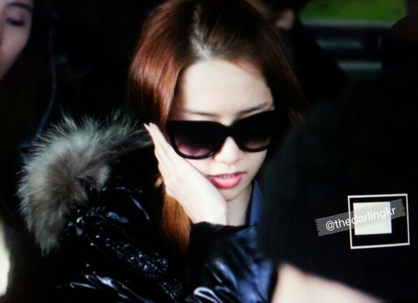 [PIC][18-02-2013]SNSD trở về Hàn Quốc vào chiều nay BDXcwI4CEAAxOqK