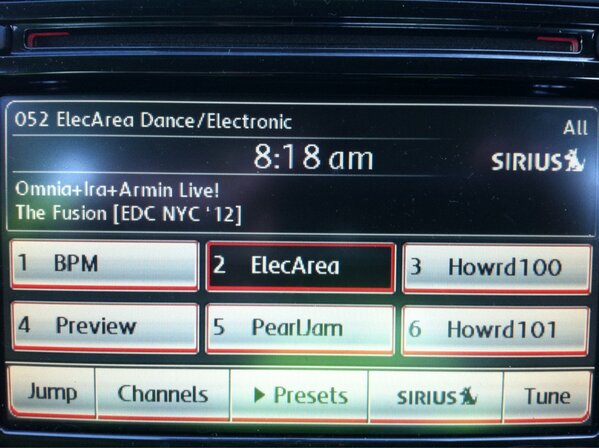 NickRutigs's tweet photo. @arminvanbuuren on ElectricArea from #EDCNY saw it live! Cant wait for #ASOT600NYC http://t.co/aQLFC63j
