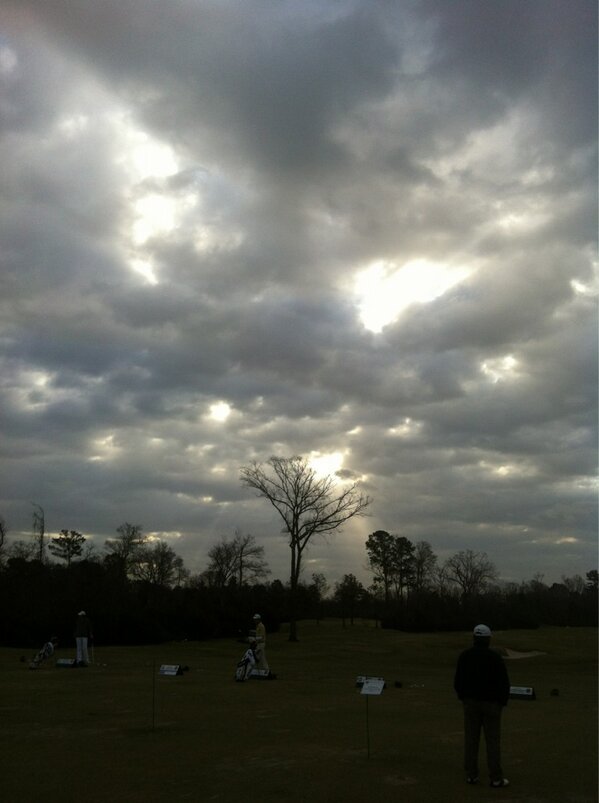Final round today. Looks like rain and lots of wind. Gotta go low!
