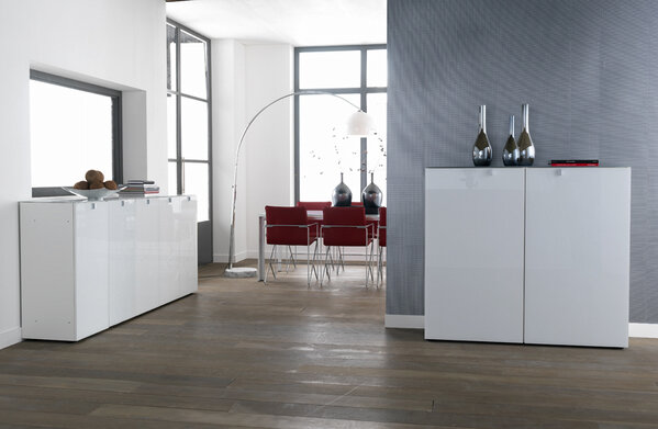 breesnewworld's tweet photo. Bree's new world composer of #chairs #tables and other #furniture. http://t.co/VWRB6VJl http://t.co/2XISQuuF