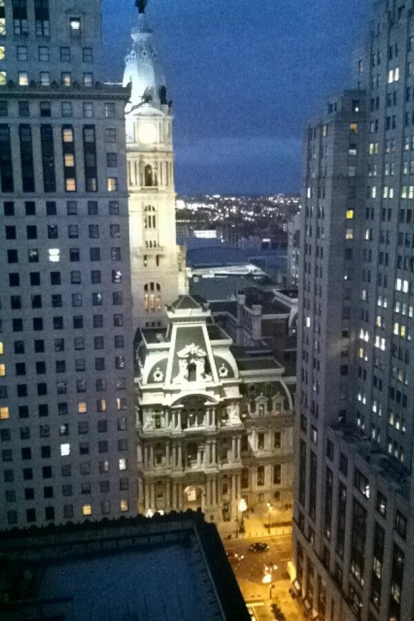 awildNosappears's tweet image. Gorgeous view from the window tonight at @atomni #Philadelphia #livefortoday
