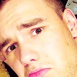 Breathfor_1D's tweet photo. Banner 4/6 http://t.co/PyrxRjzQEX