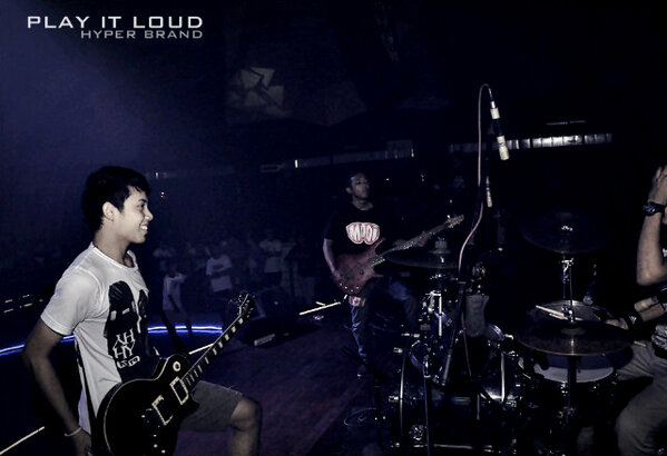 "<a href="/PlayItLoudBand/">Play It Loud </a>: Stage at adora bali. 17 feb 2013  wearing HYPERBRAND