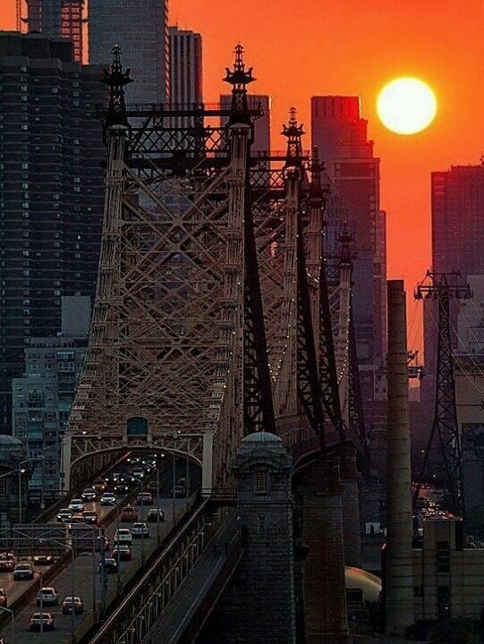 Stunning_Earth's tweet photo. This is a beautiful picture. New York #stunningearth http://t.co/UhYWSCf2