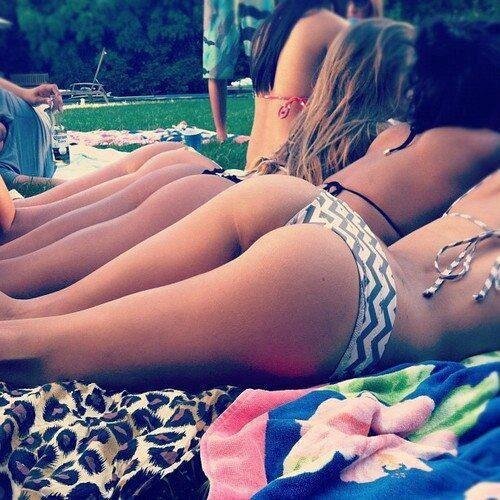 CuliPerfetti's tweet photo. SFONDATE IL TASTO 'MI PIACE' :P http://t.co/AzYdhKQ6