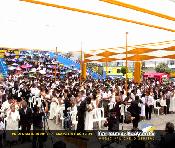 munisjl's tweet photo. Más de 250 parejas se dieron el sí en matrimonio masivo http://t.co/m8vWiDio