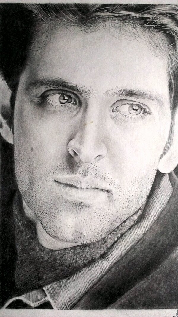 Hrithik Roshan tweet media