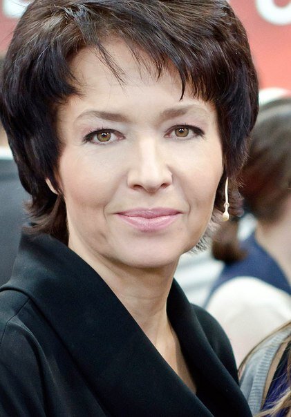 ника стрижак 2011. телеведущая 5 канала ника стрижак. стрижак вероника николаевна. открытая студия ведущая стрижак. ксения стрижак телеведущая.