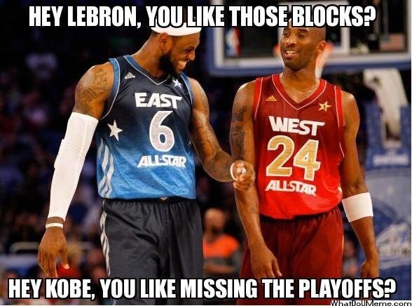 BasketballPics's tweet photo. Lebron vs Kobe! http://t.co/eW7SO73H