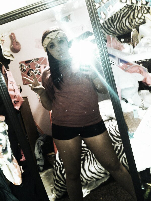 Desssyskinner's tweet photo. Just me haha http://t.co/TjQc9aeN